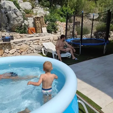 Tonka Mini Zaton (Sibenik-Knin)