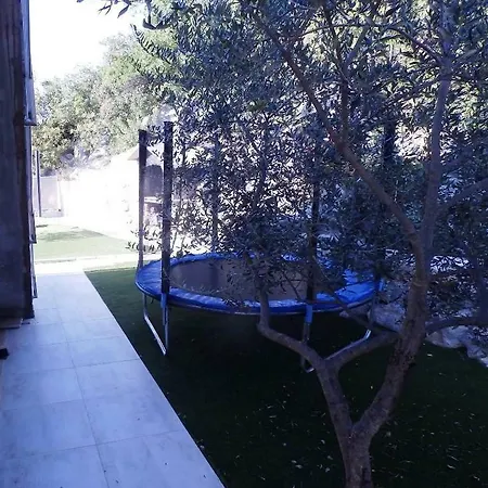 Tonka Mini Zaton (Sibenik-Knin)