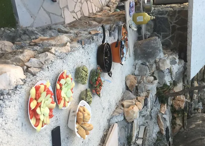 Tonka Mini * Zaton (Sibenik-Knin)